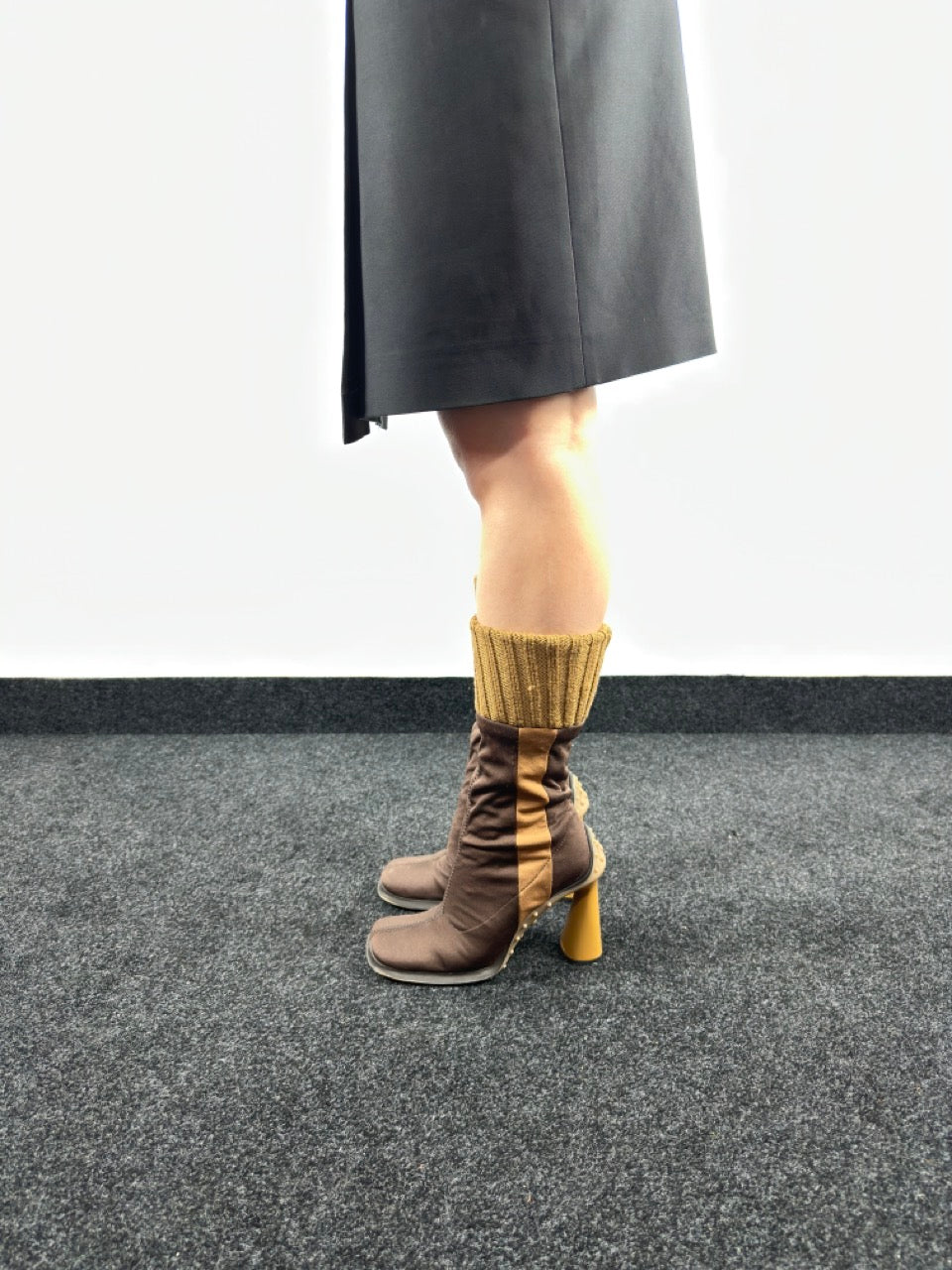 F/W 1999 Heeled Streched Boots (35 EU)