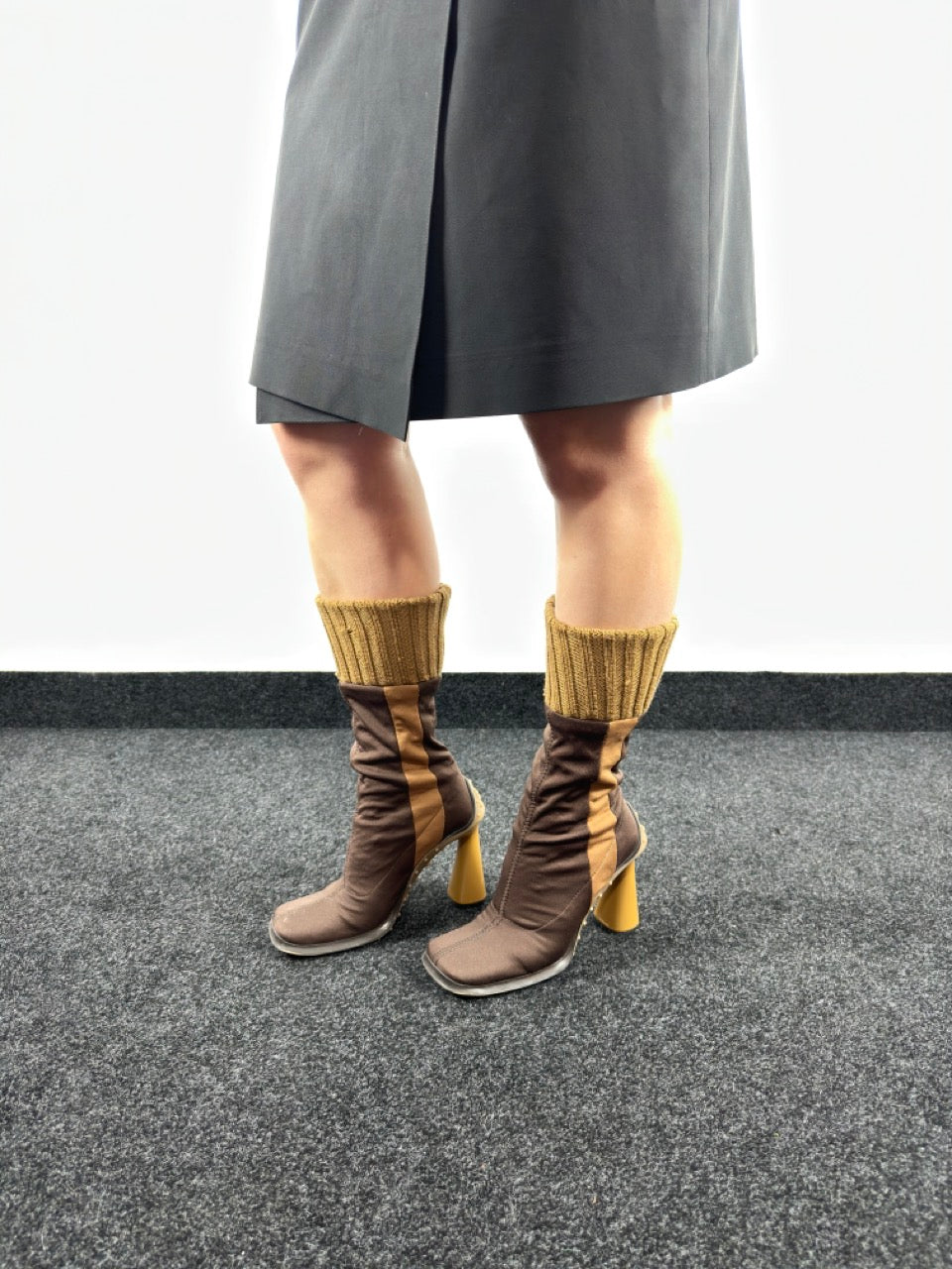 F/W 1999 Heeled Streched Boots (35 EU)