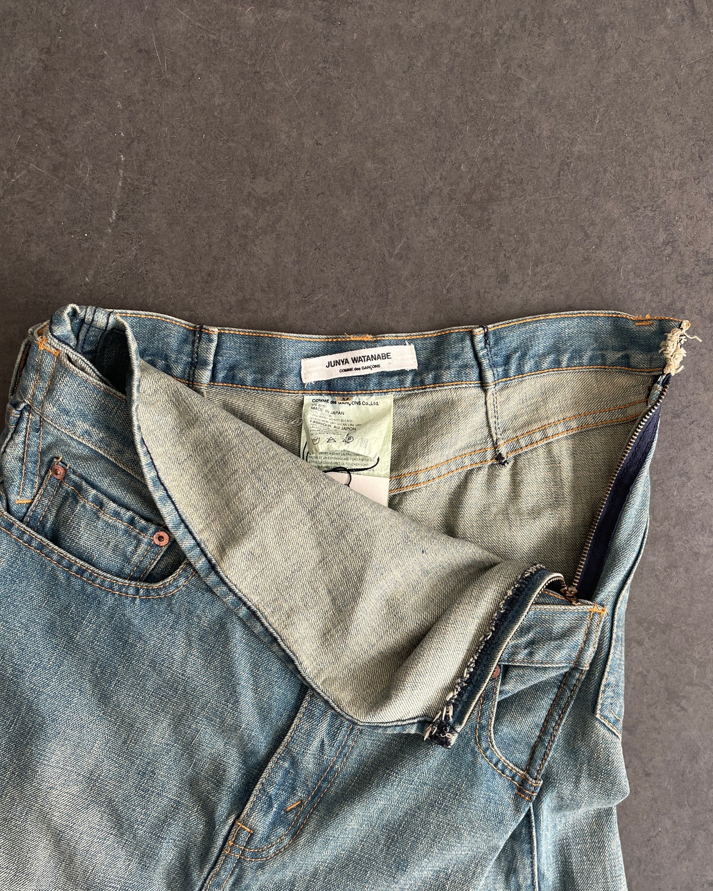 F/W 2004 Denim Twisted Skirt (M)