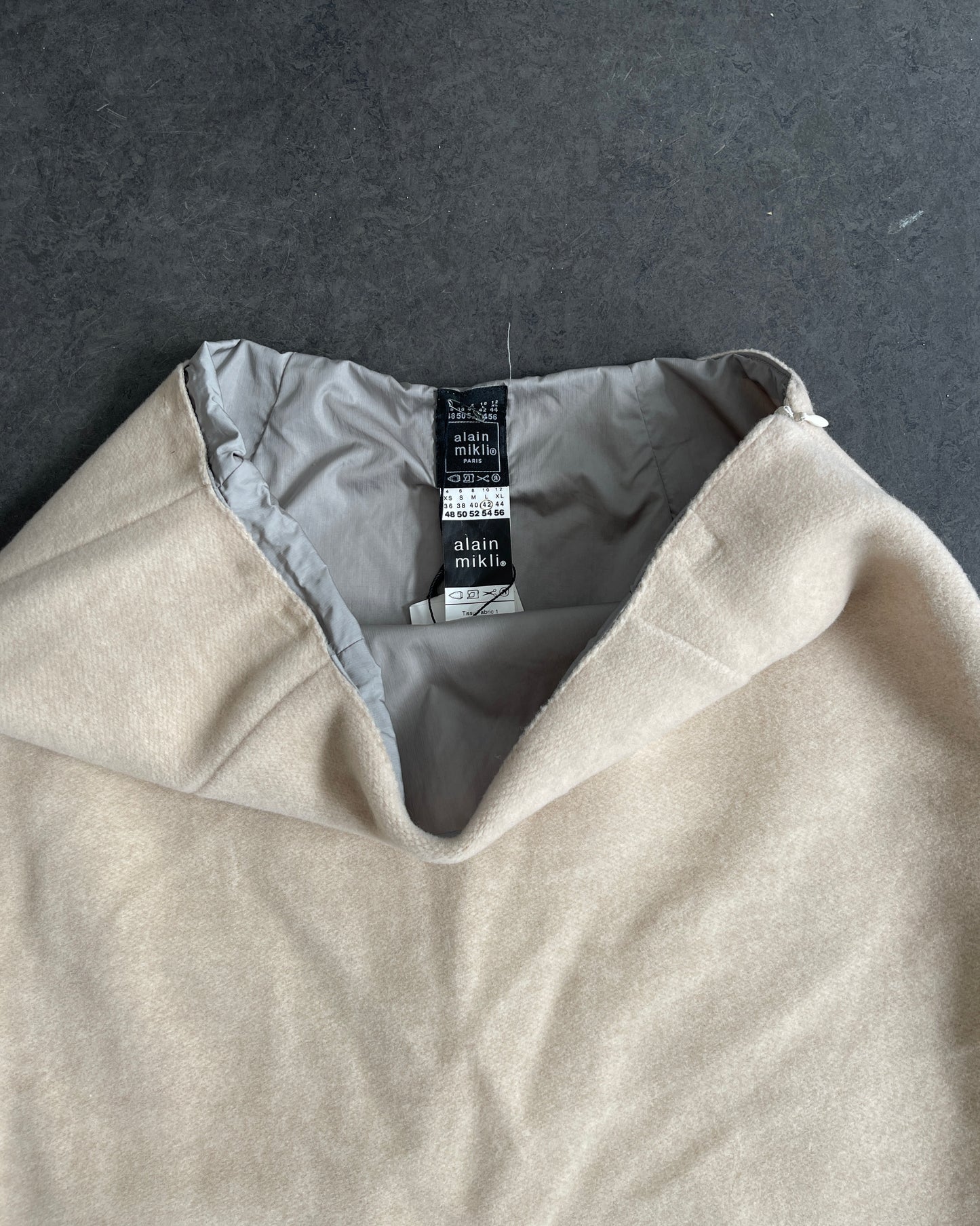 2000's Wool Skirt (38W)
