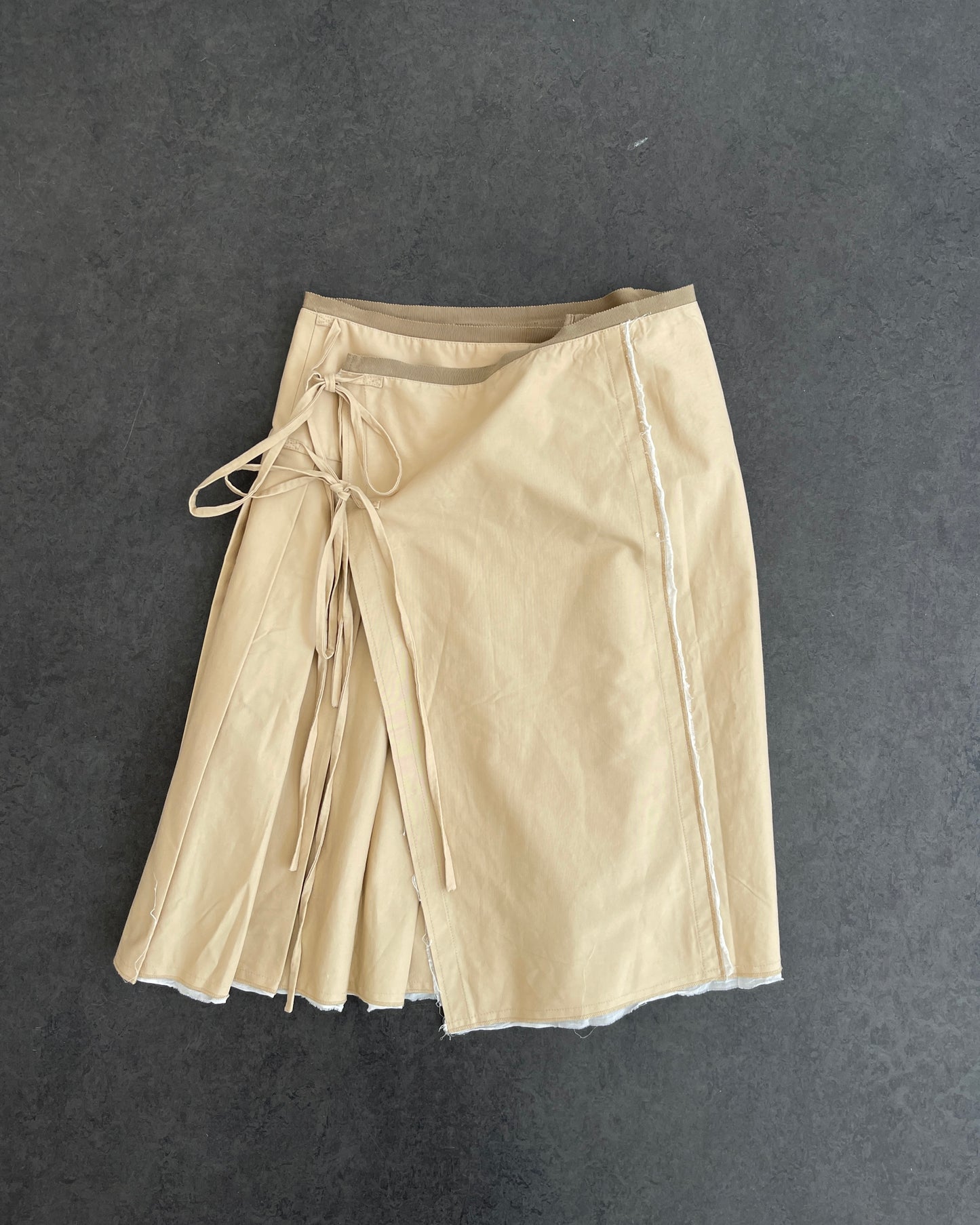 Early 00´s Beige Skirt