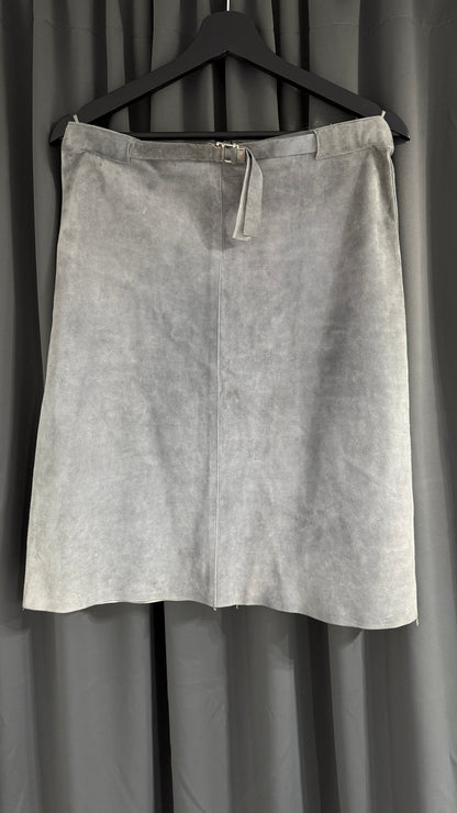 1999 Leather Knee Skirt by Tom Ford (39W)
