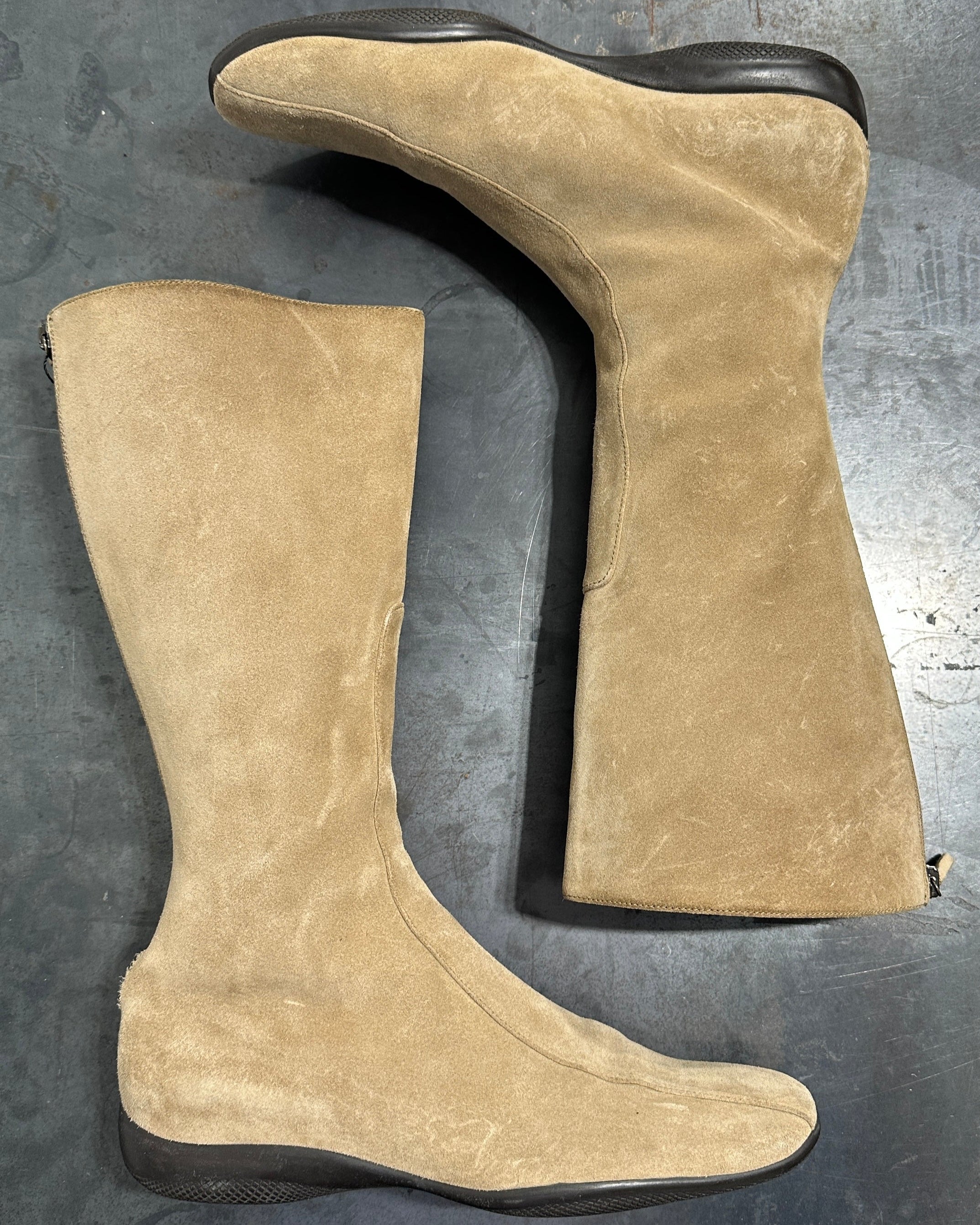 Early 00’s boots (39,5EU)