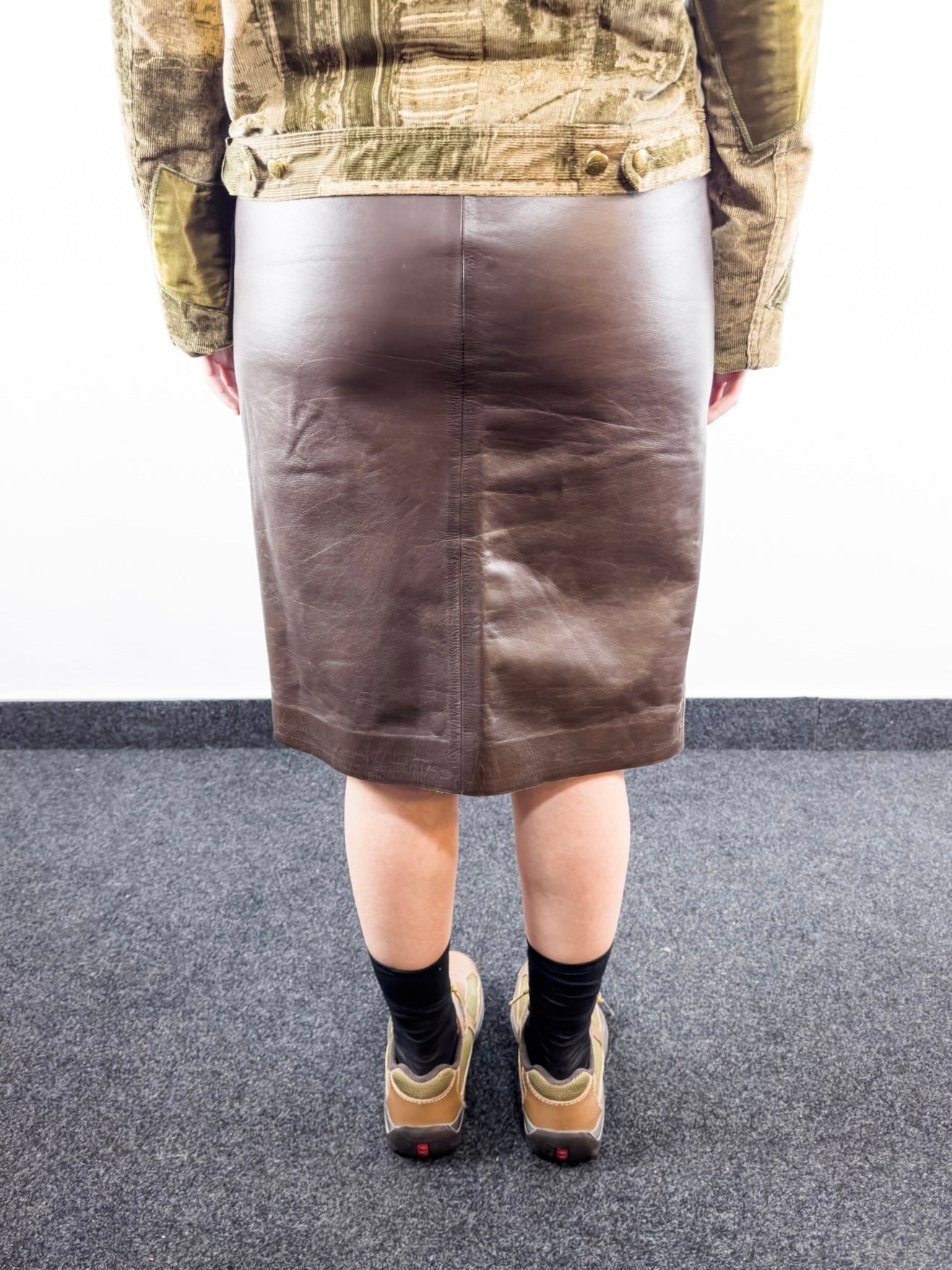 2000's Leather Knee Skirt (38W)