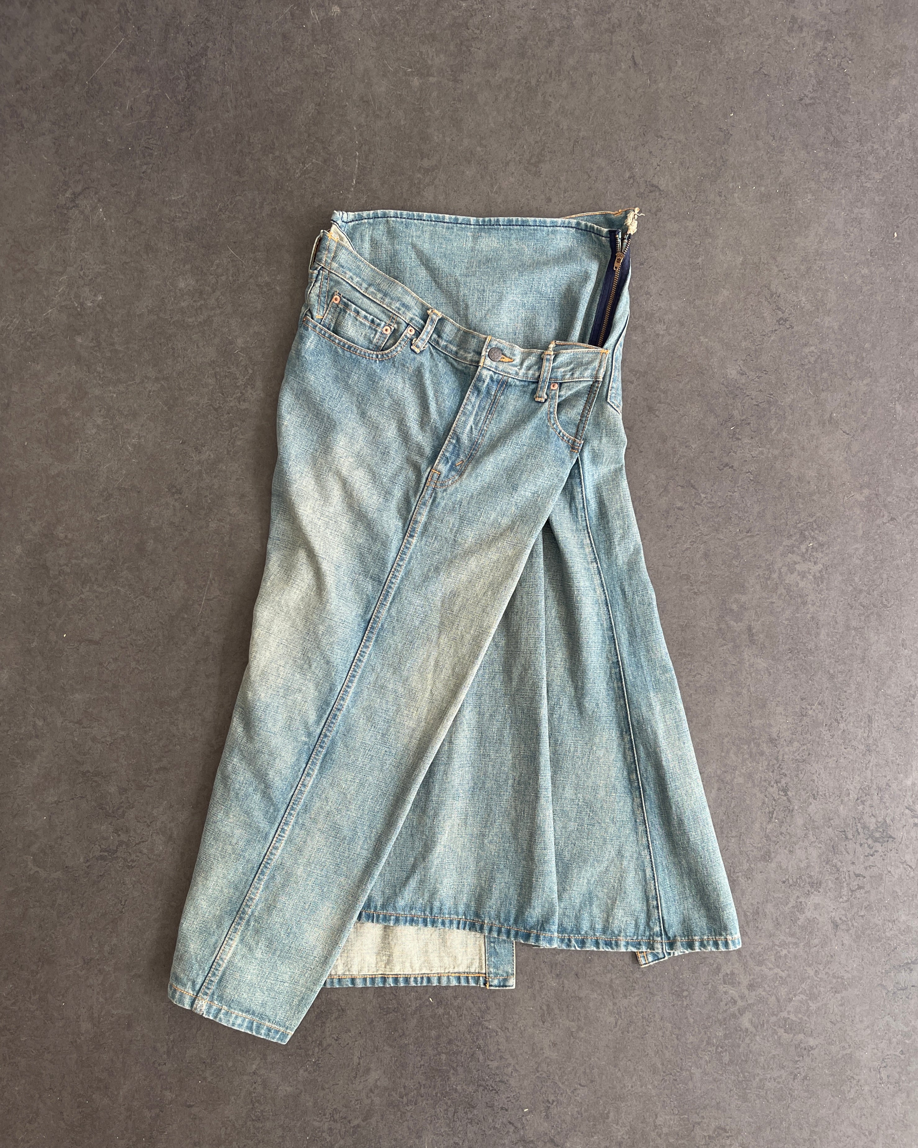 F/W 2004 Denim Twisted Skirt (M)