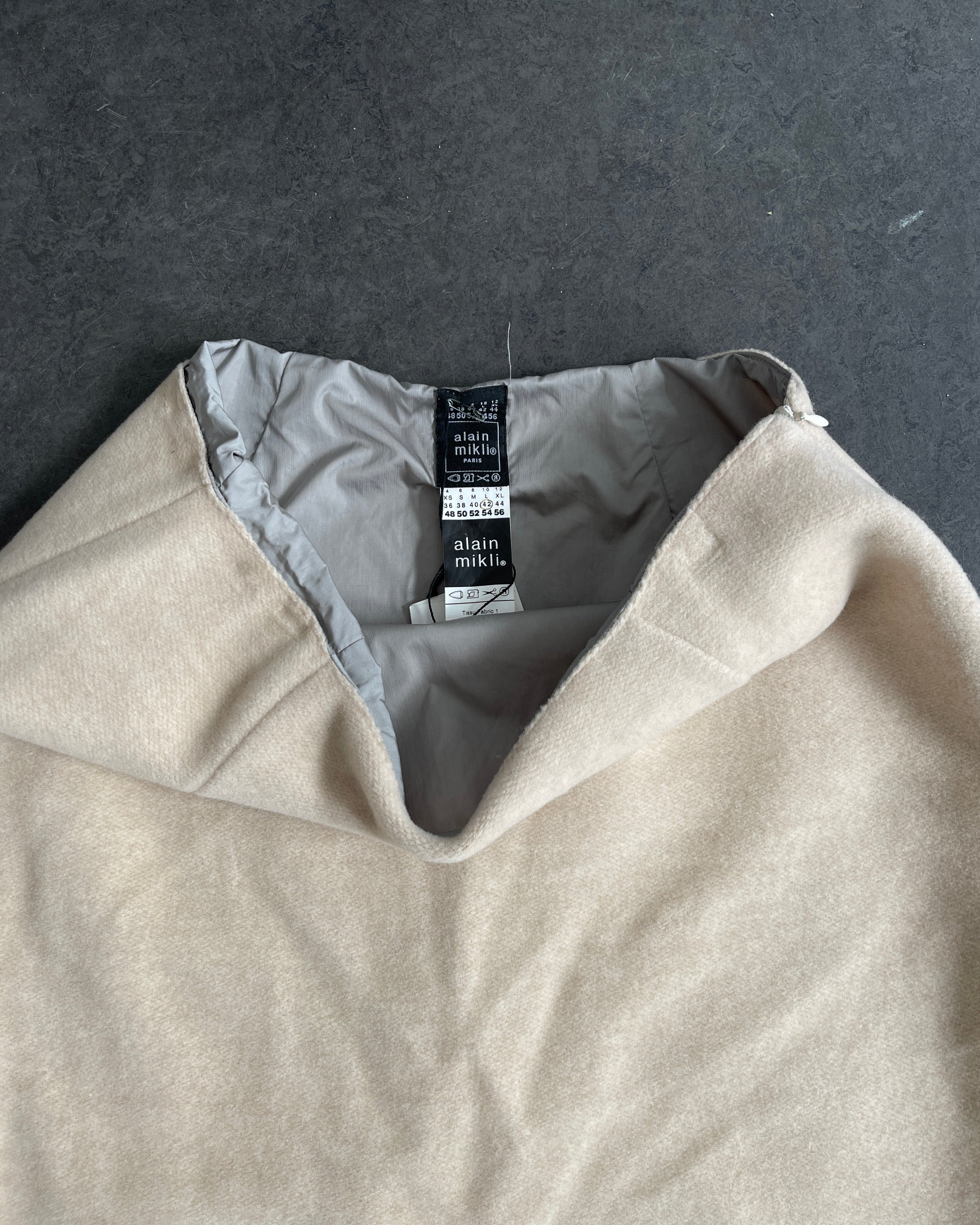 2000's Wool Skirt (38W)