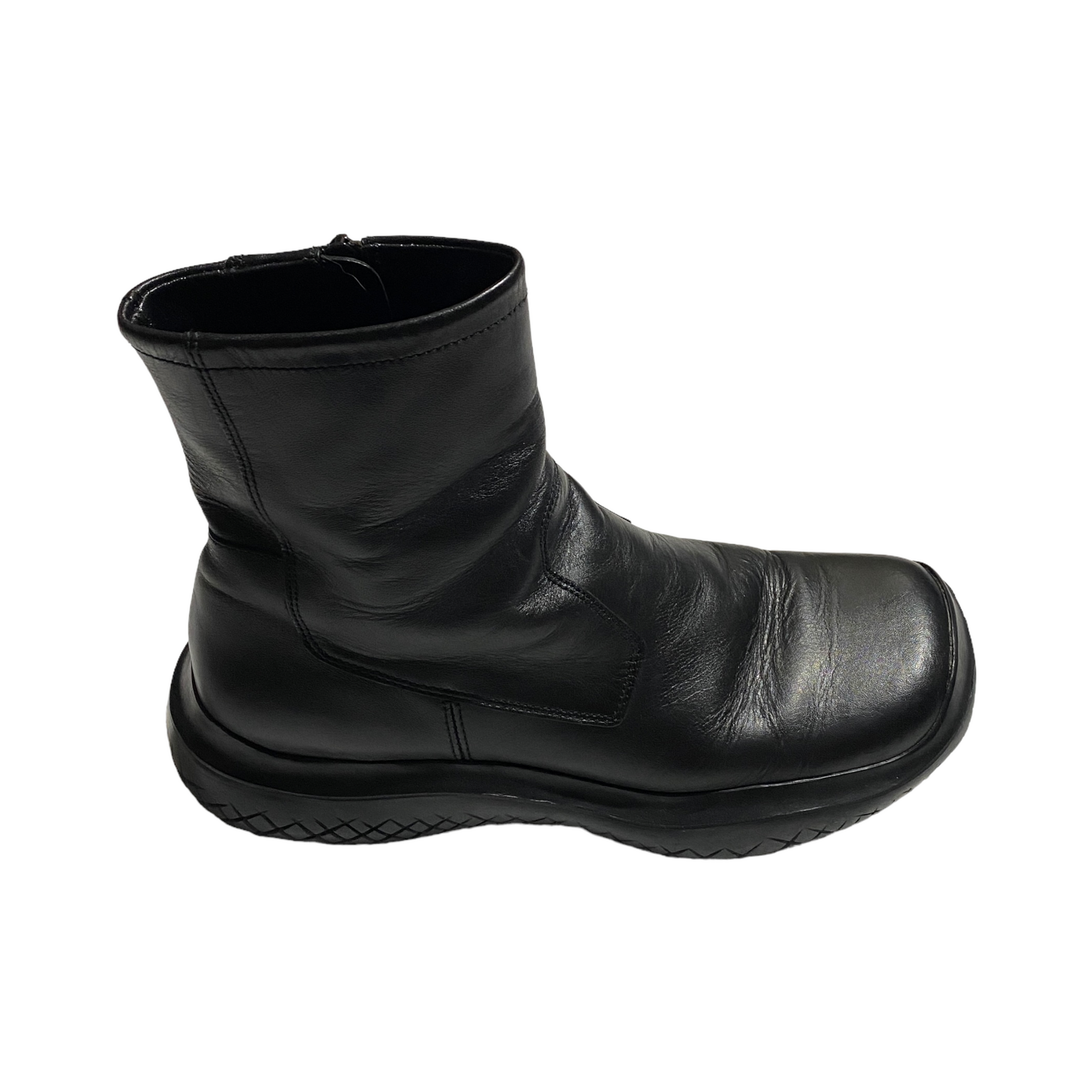 F/W 1999 Prada Sport Vibram Boots (39,5EU) – Bintagged F/W 1999 Prada Sport Vibram Boots (39,5EU) – Bintagged